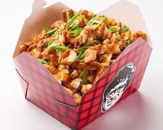 Butter Chicken Poutine