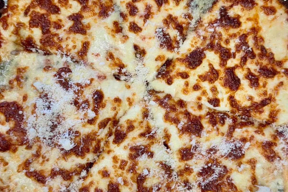 4 CHEESE PIZZA