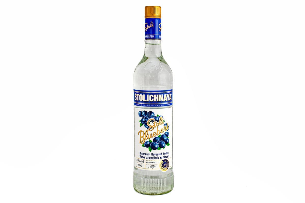 Stolichnaya Blueberry Vodka (1 x 750 ml)