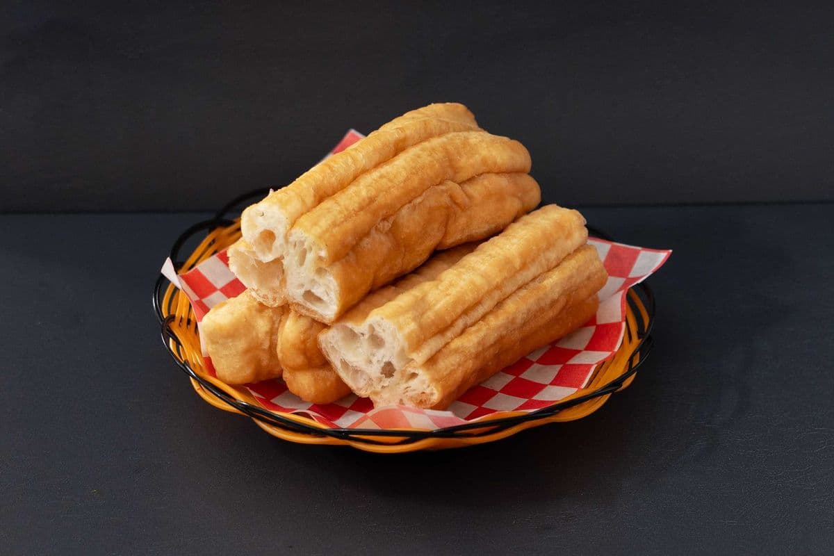 Deep Fried Bread Stick / 炸老油条 (4 pcs)