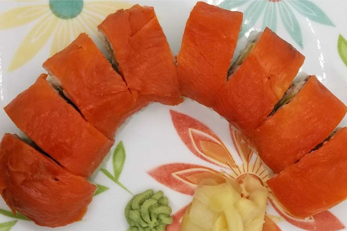 Smoked Salmon Roll