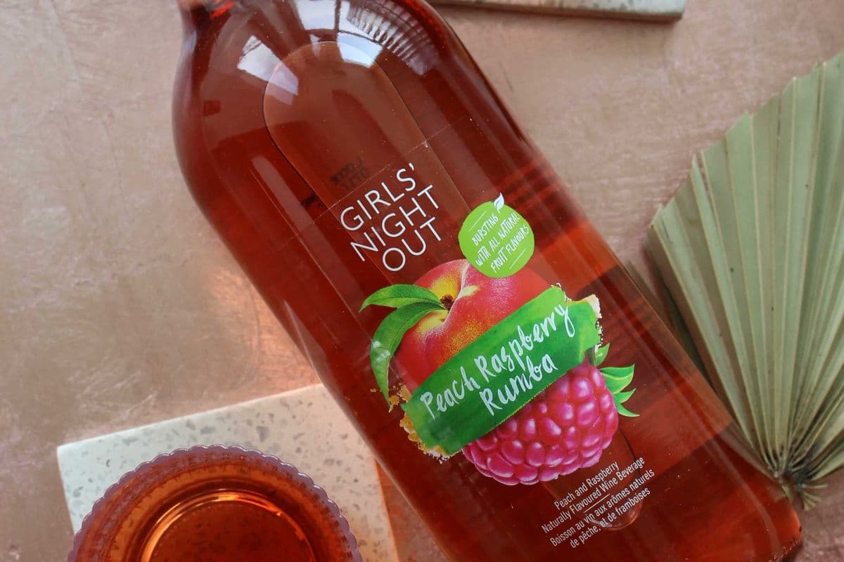 Girl's Night Out Peach Raspberry Rumba (1.5 L) (1 x 1.5L)