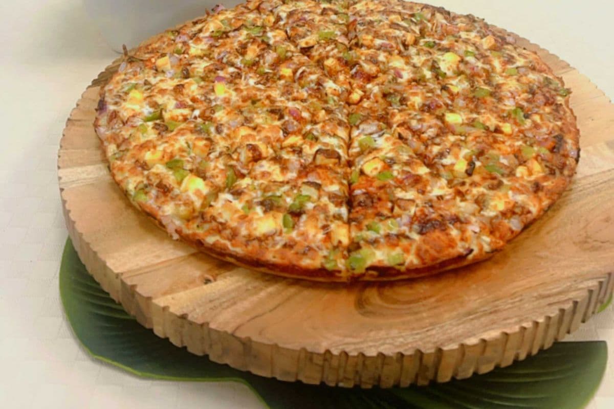 BBQ Paneer Pizza