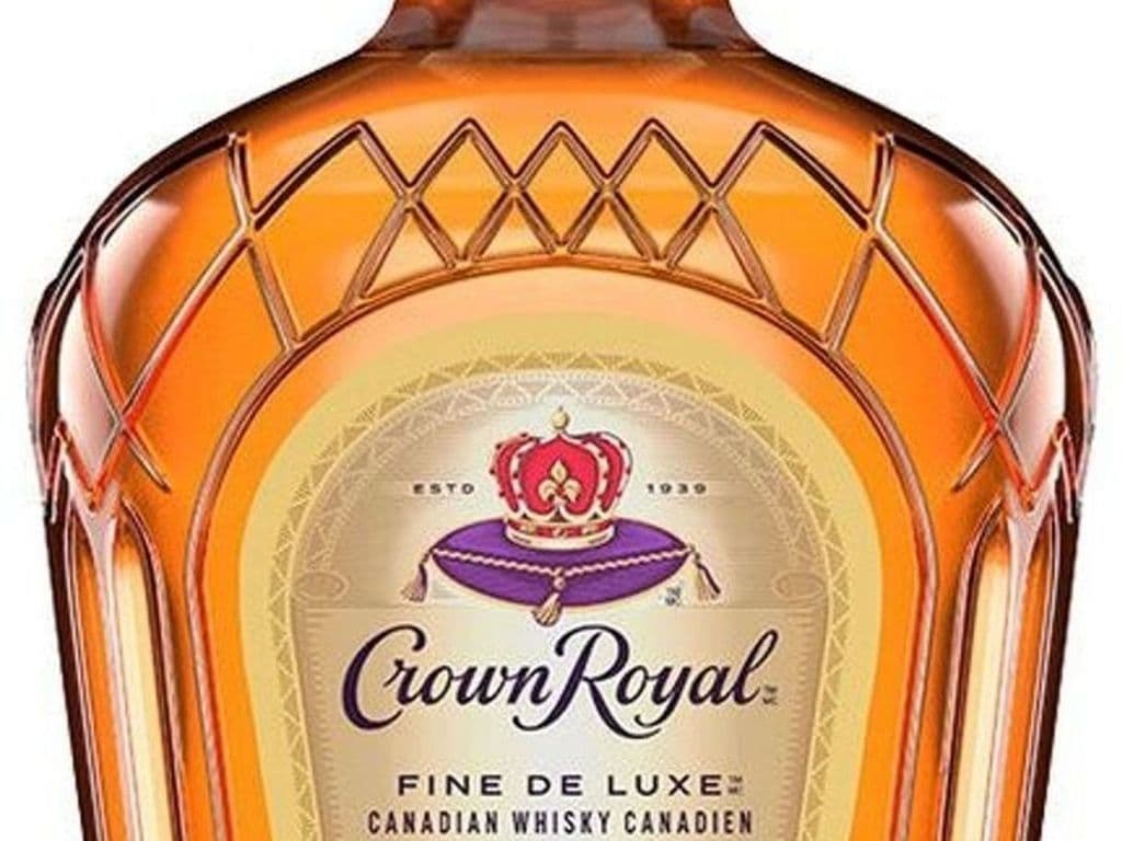 Crown Royal Whisky (375 ml)