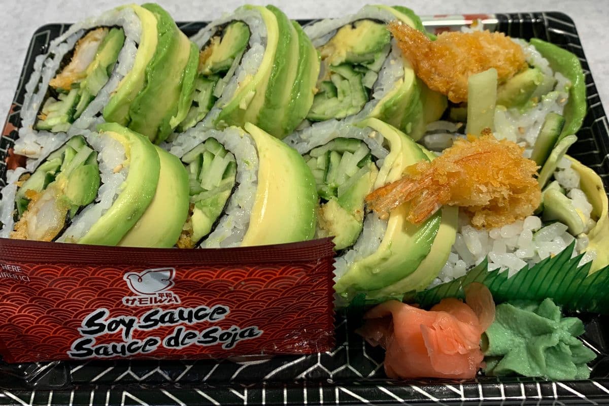 Green Dragon Roll (8pcs)