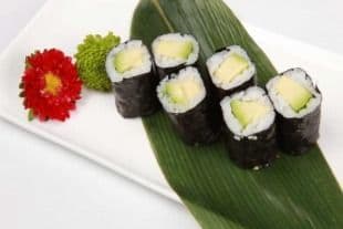55. Avocado Roll (6 pcs)