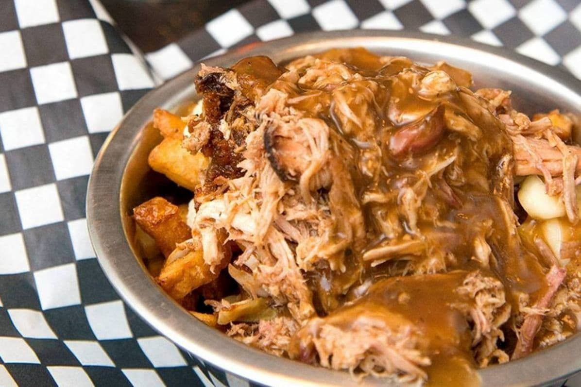Poutine au porc effiloché / Pulled Pork Poutine