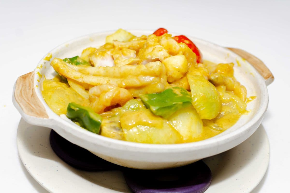 Curry Seafood Hot Pot 咖喱海鲜煲