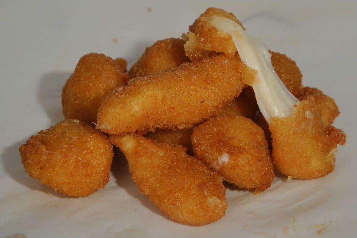Deep Fried Cheese Curds