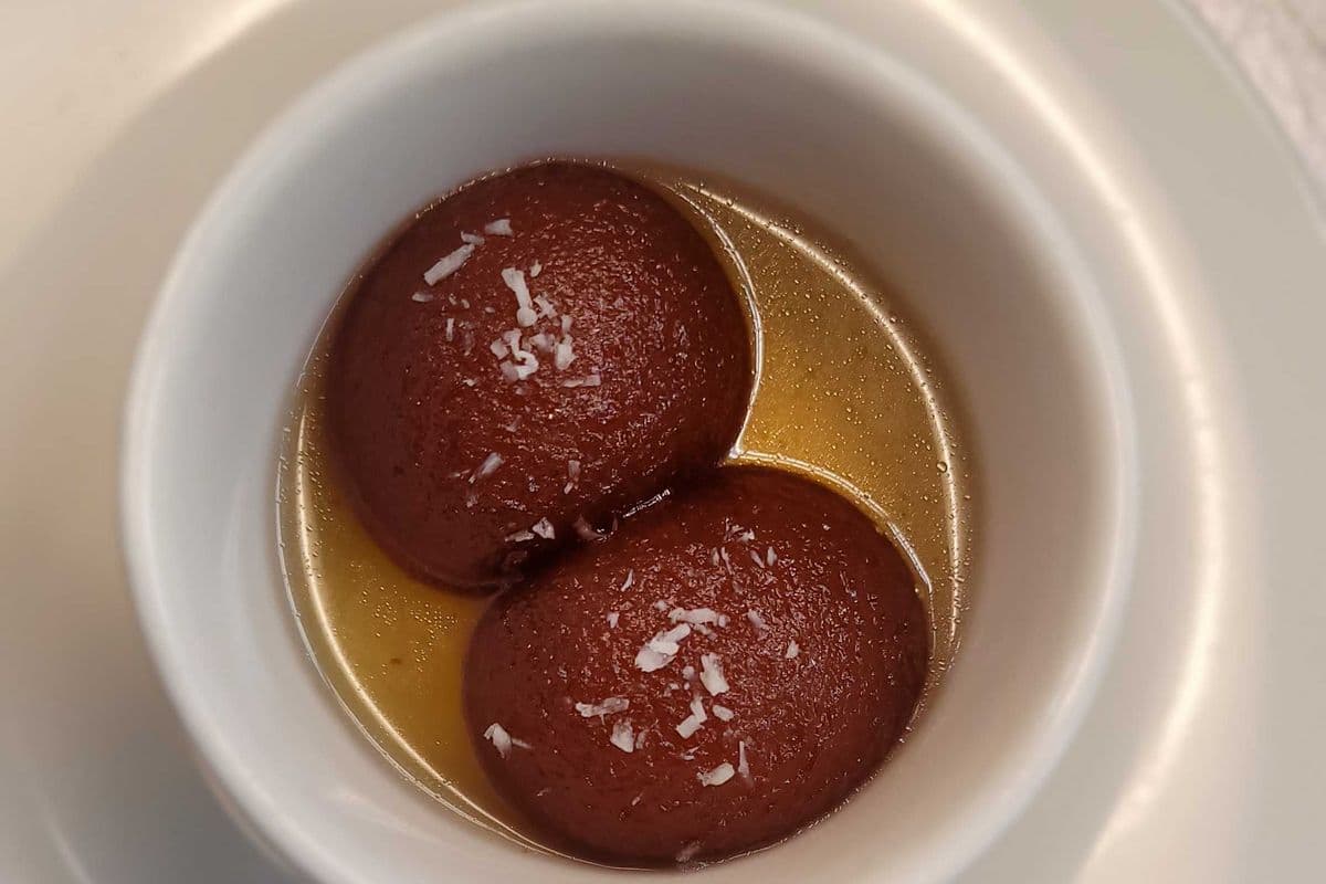 Gulab Jamun (2 pcs)