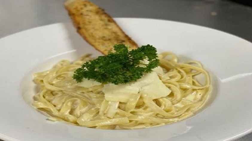 Fresh Fettuccine Alfredo