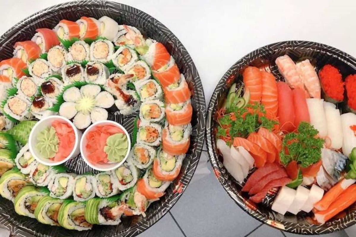 PT03. Party Tray C (90 pcs)