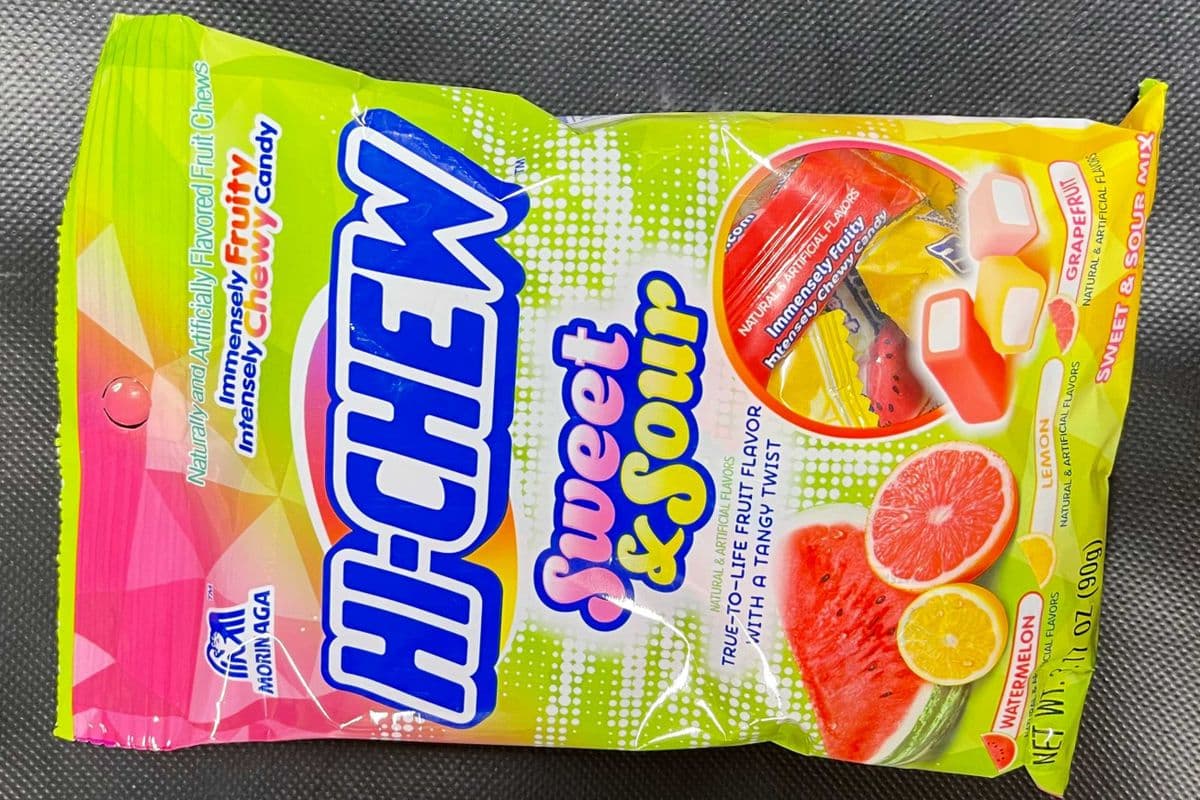 Hi-Chew Sweet & Sour (90 g bag)