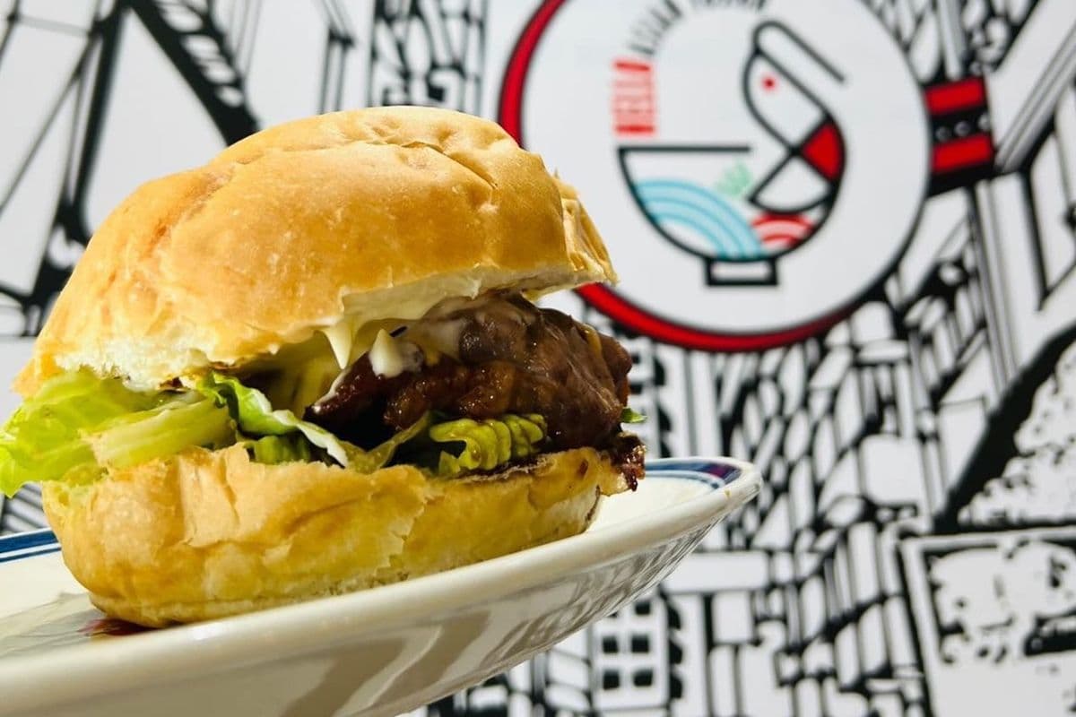 Macau Pork Chop Bun