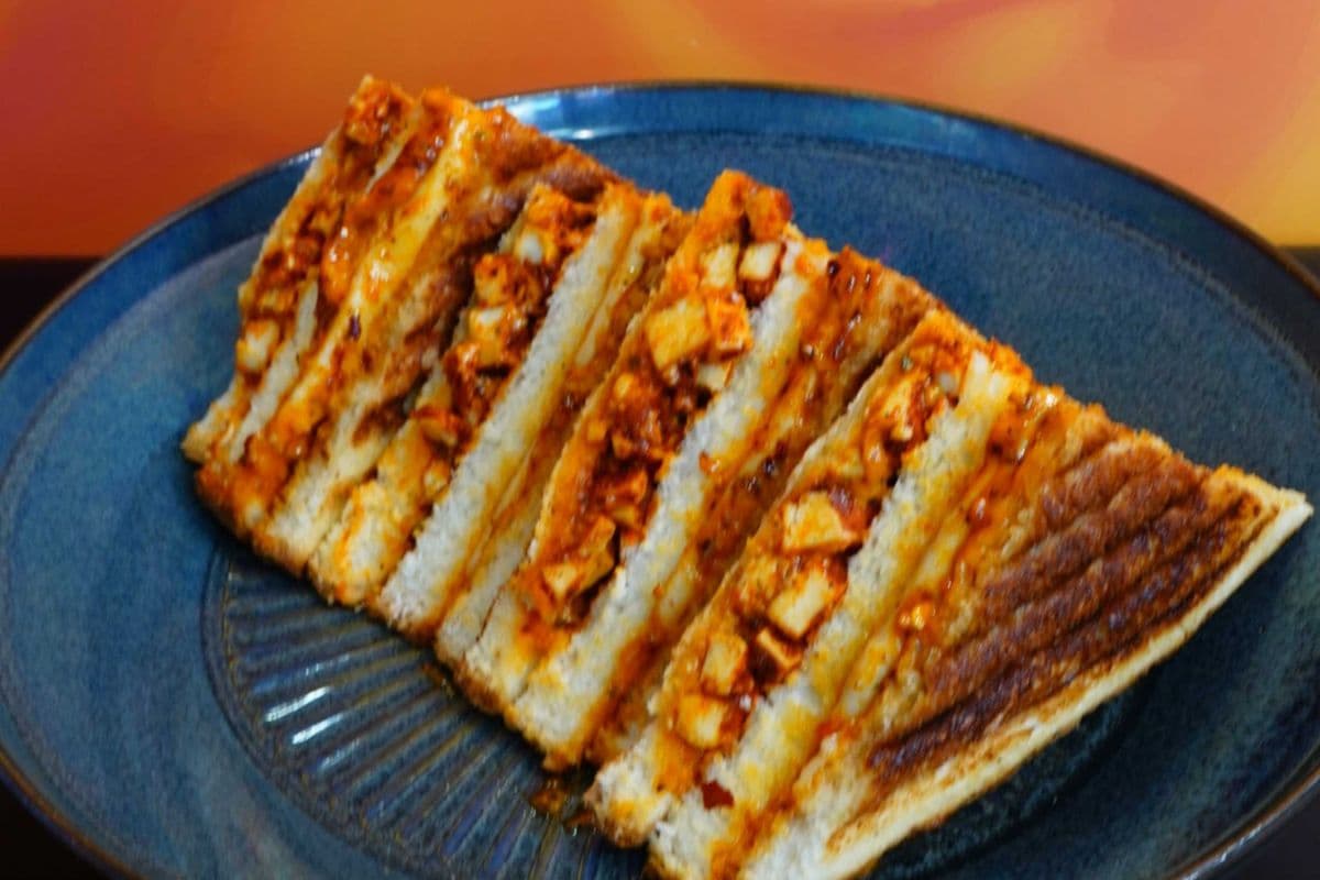 PANEER TIKKA SANDWICH
