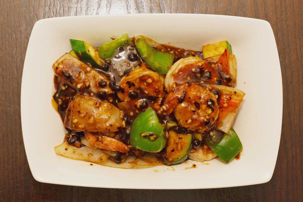 82. Jumbo Shrimp with Black Bean Sauce