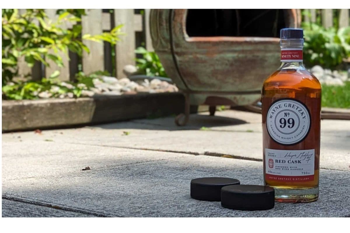 WAYNE GRETZKY RED CASK WHISKY (1 x 750ml)