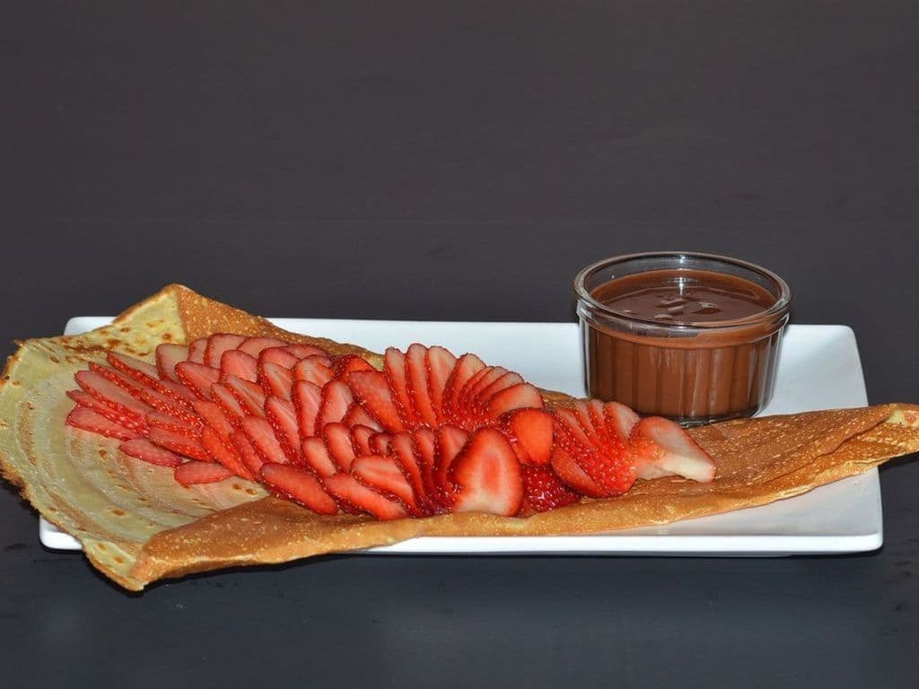 Crepe fraises et chocolat-noisette / Strawberry hazelnut chocolate Crepe
