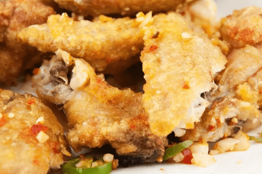 2. Deep Fried Chicken Wings (10 pcs)