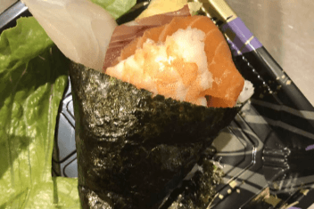 H10 Rainbow Dragon Hand Roll (Sushi Cone)
