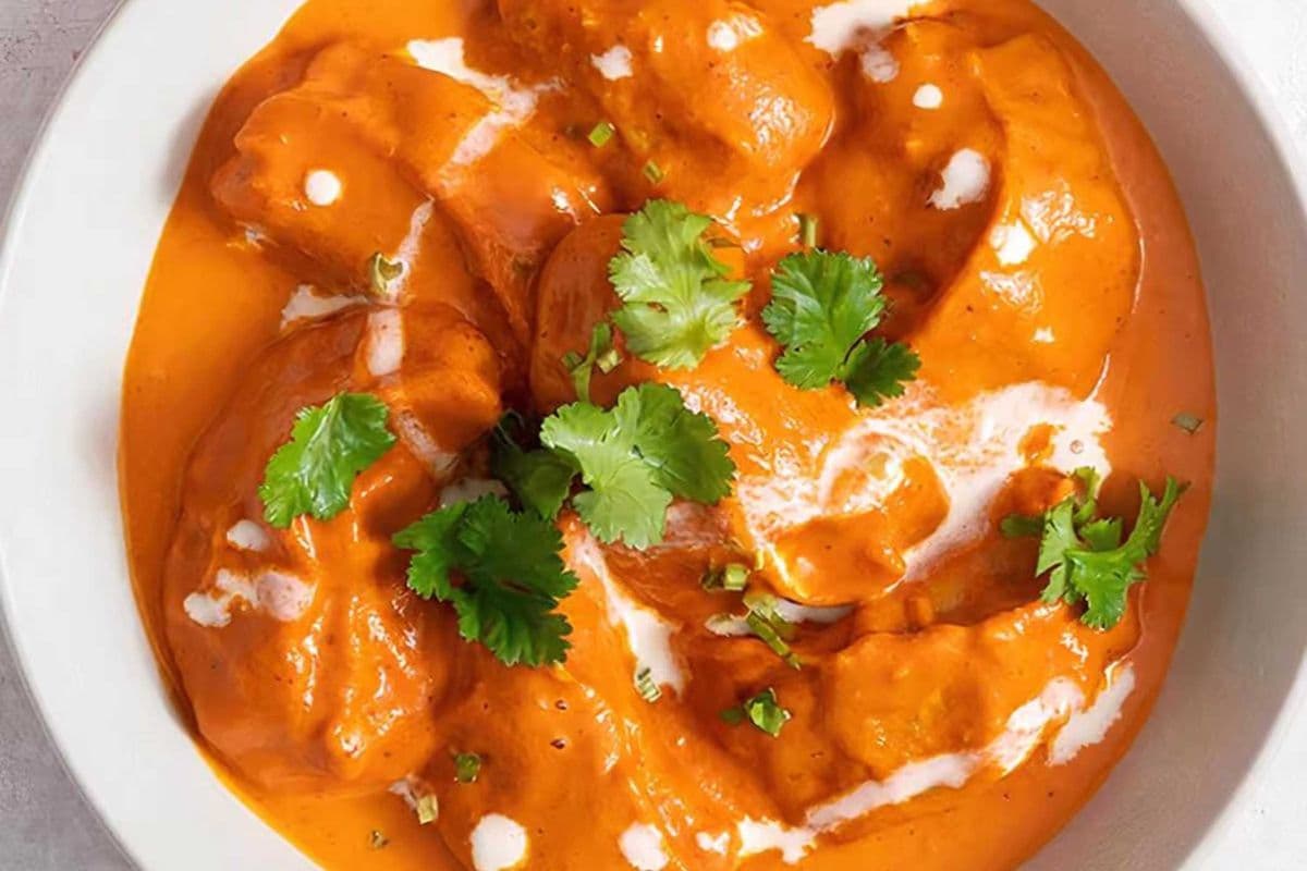 Veg. Butter Masala Momos (5 pcs)