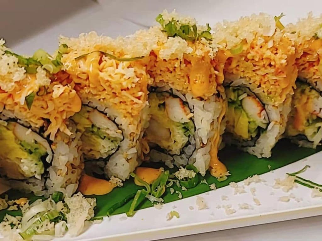 Spicy Crabmeat Dragon roll 