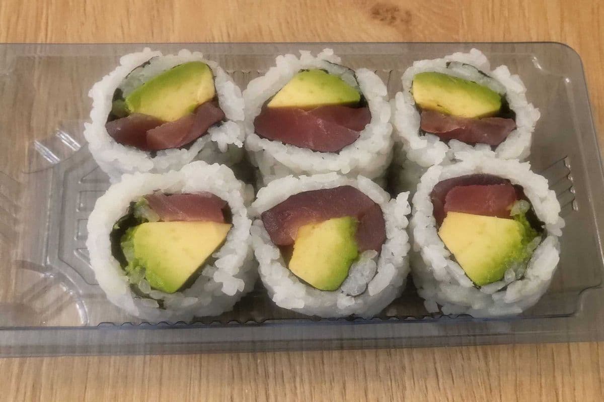 Tuna Avo Roll (6 pcs)