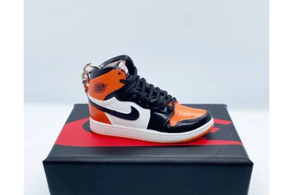 Jordan 1 High UNC Fearless Chicago