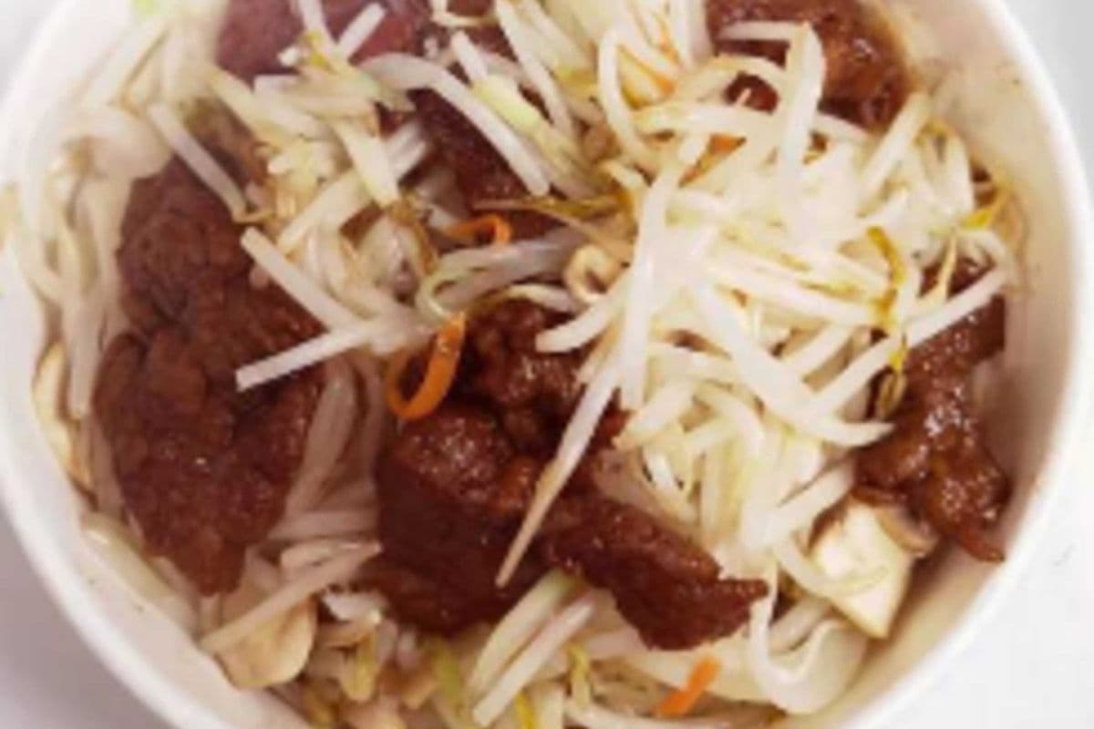 Beef Chow Suey 牛肉炒豆芽