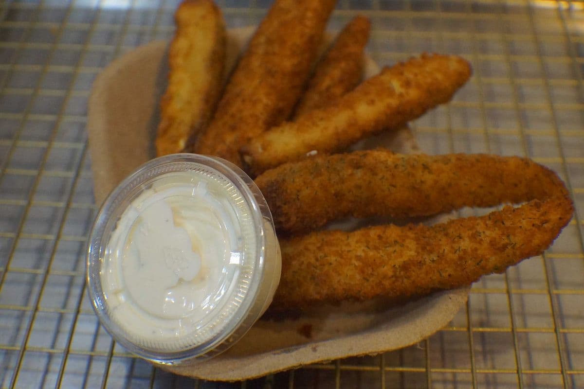 Deep Fried Pickles (5-6 pcs)