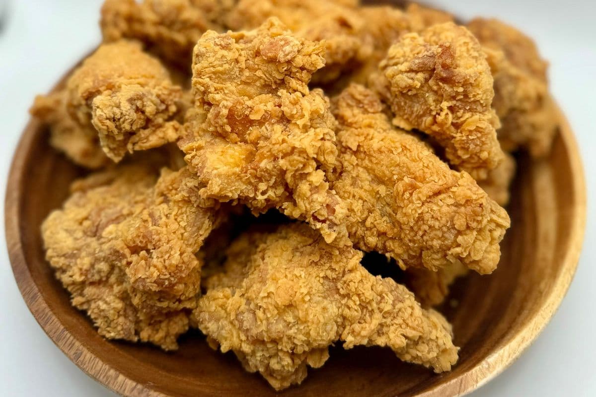Crispy Original (boneless) with 1 Onion Rings & 3 Seaweed Rolls