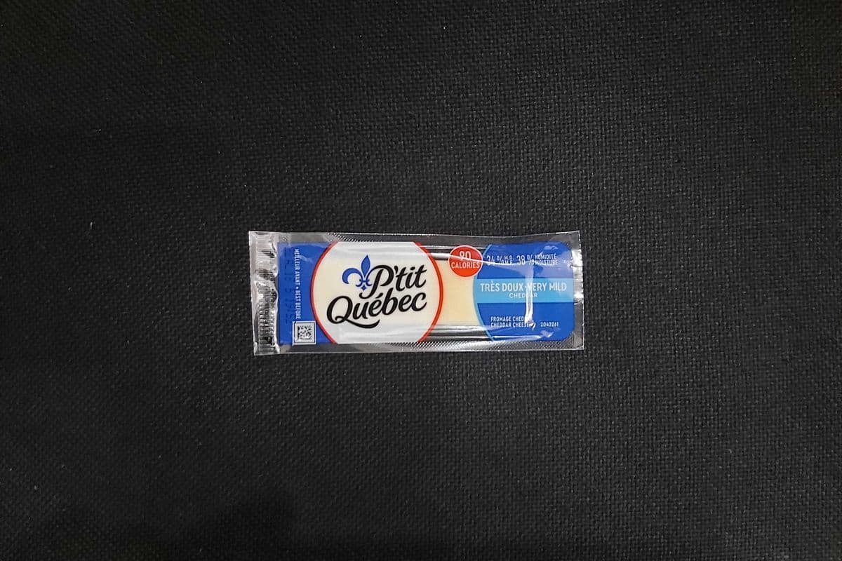 P'tit québec bâtonnets fromage très doux / P'tit Québec Very Sweet Cheese Sticks