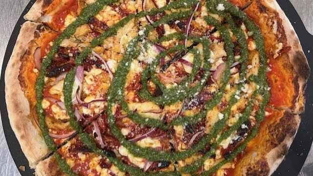 Geno's Chicken Pizza