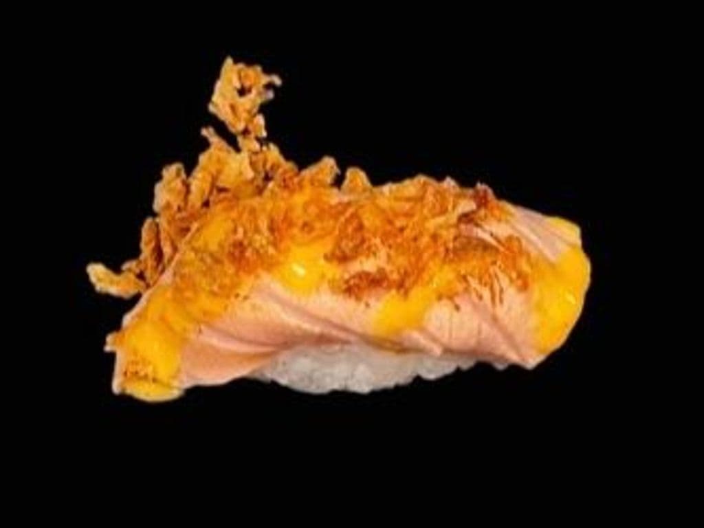 61A Spicy Seared Salmon (2pcs)