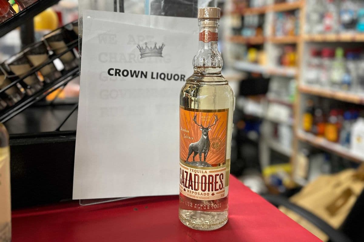 CAZADORES REPOSADO (1 x 750ml)