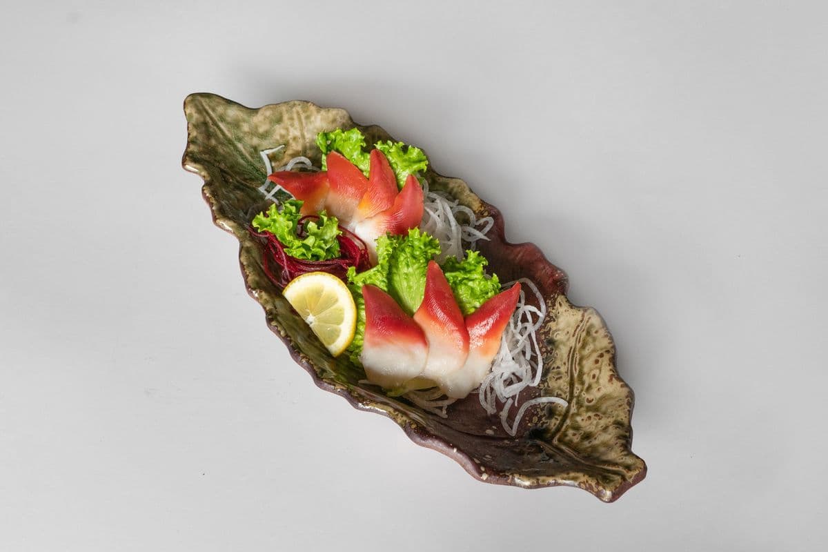 73. Hokkigai Sashimi (7 pcs)