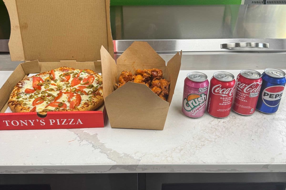 15" Large Pizza and Wings Combo