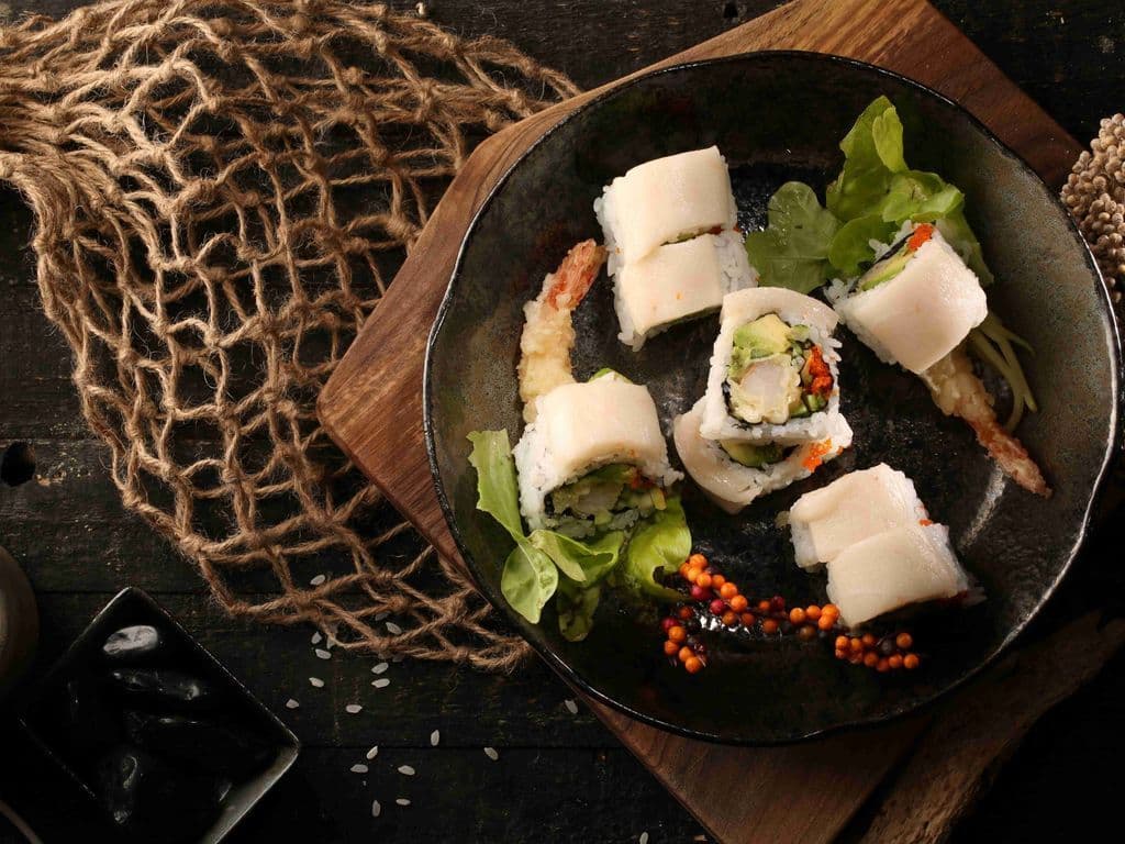 White Dragon Roll [8pc]