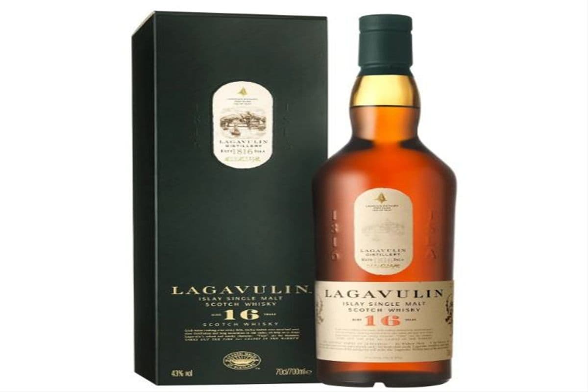 Lagavulin 16 Year Old Islay Single Malt (1 x 750ml)