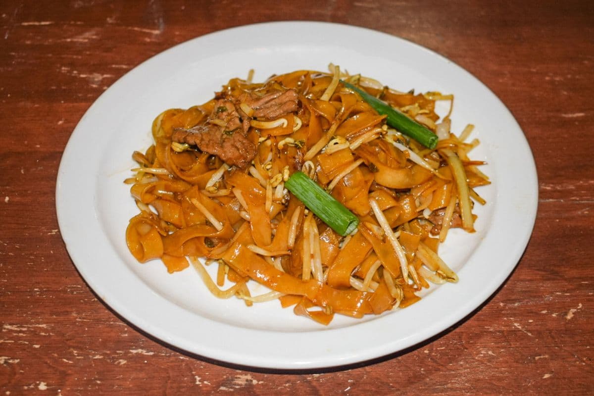 15. Nouilles de riz sautées au boeuf / Beef Sauteed with Rice Noodles
