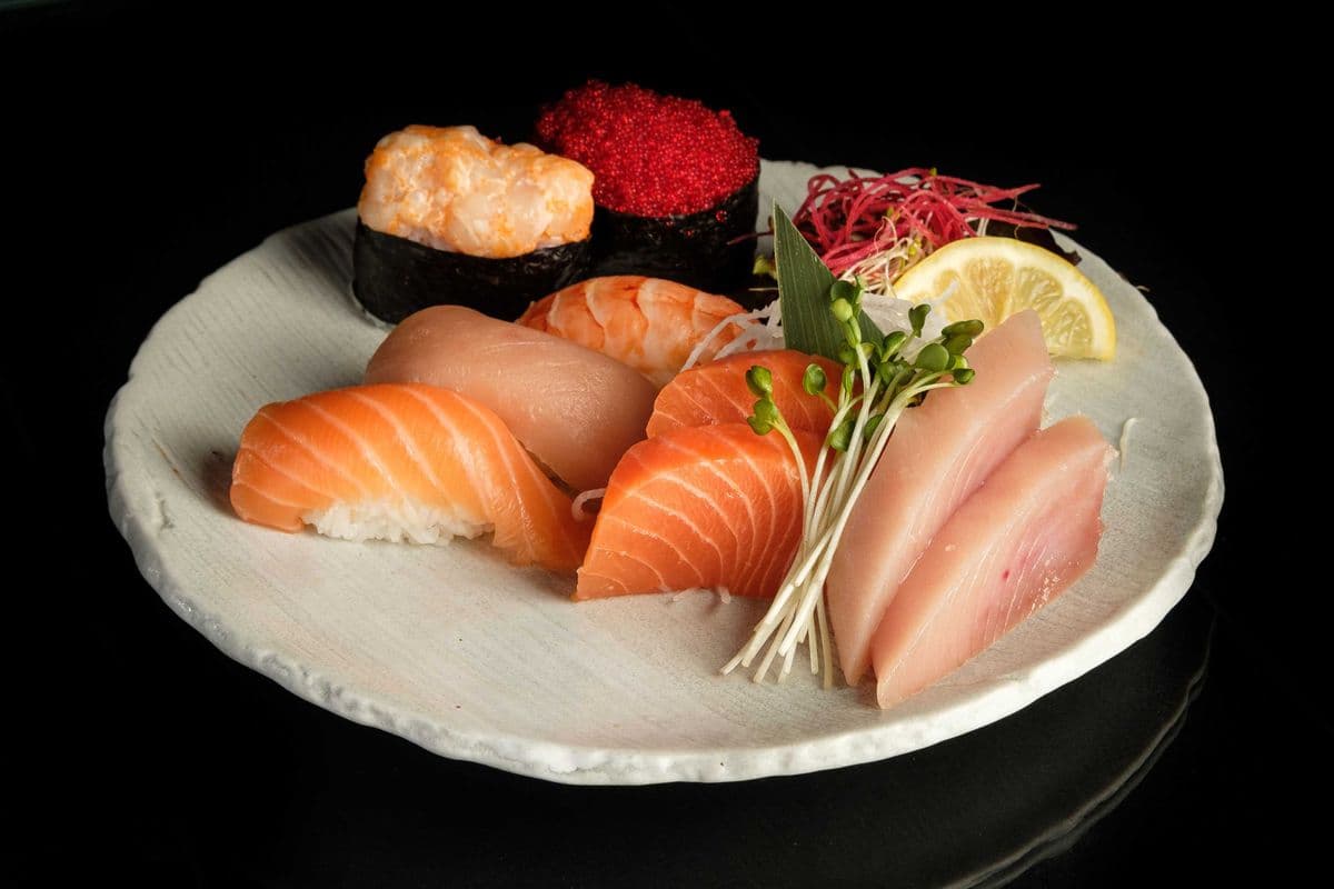 Sashimi and Sushi Combo