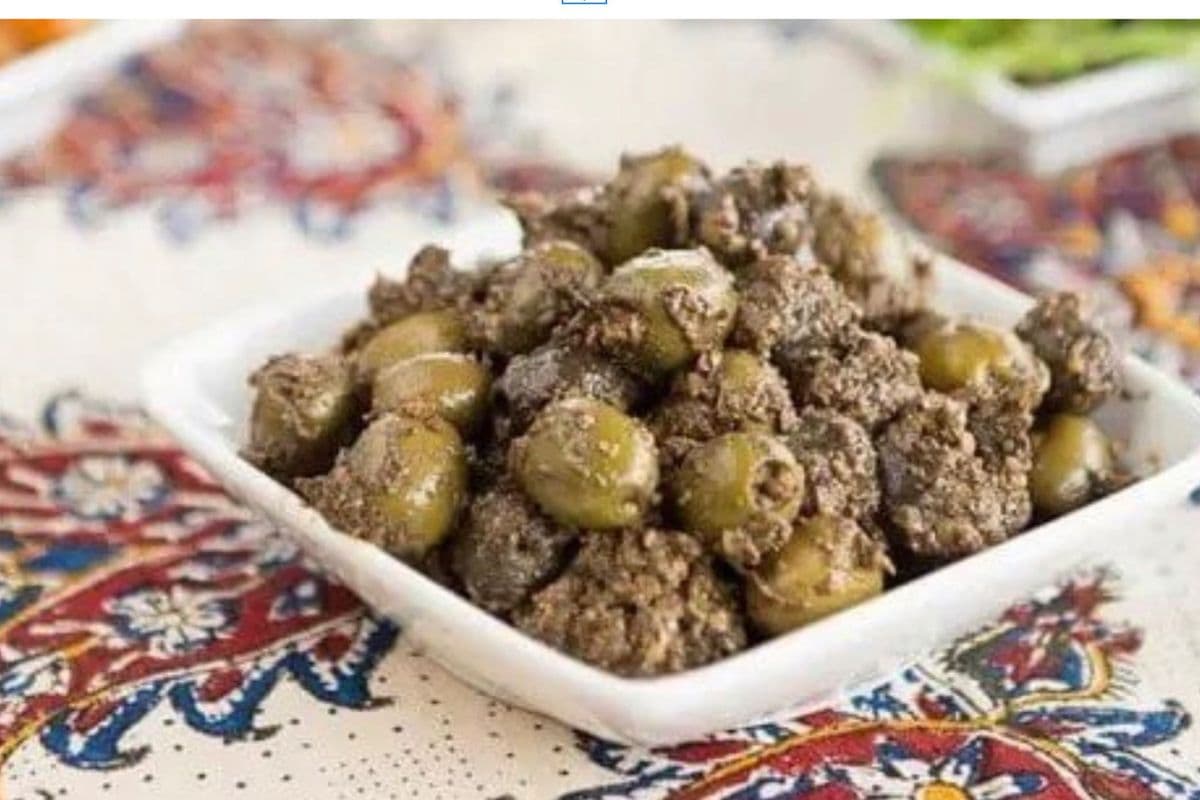 Marinated Olives with Walnuts (Zeytoon Parvardeh)