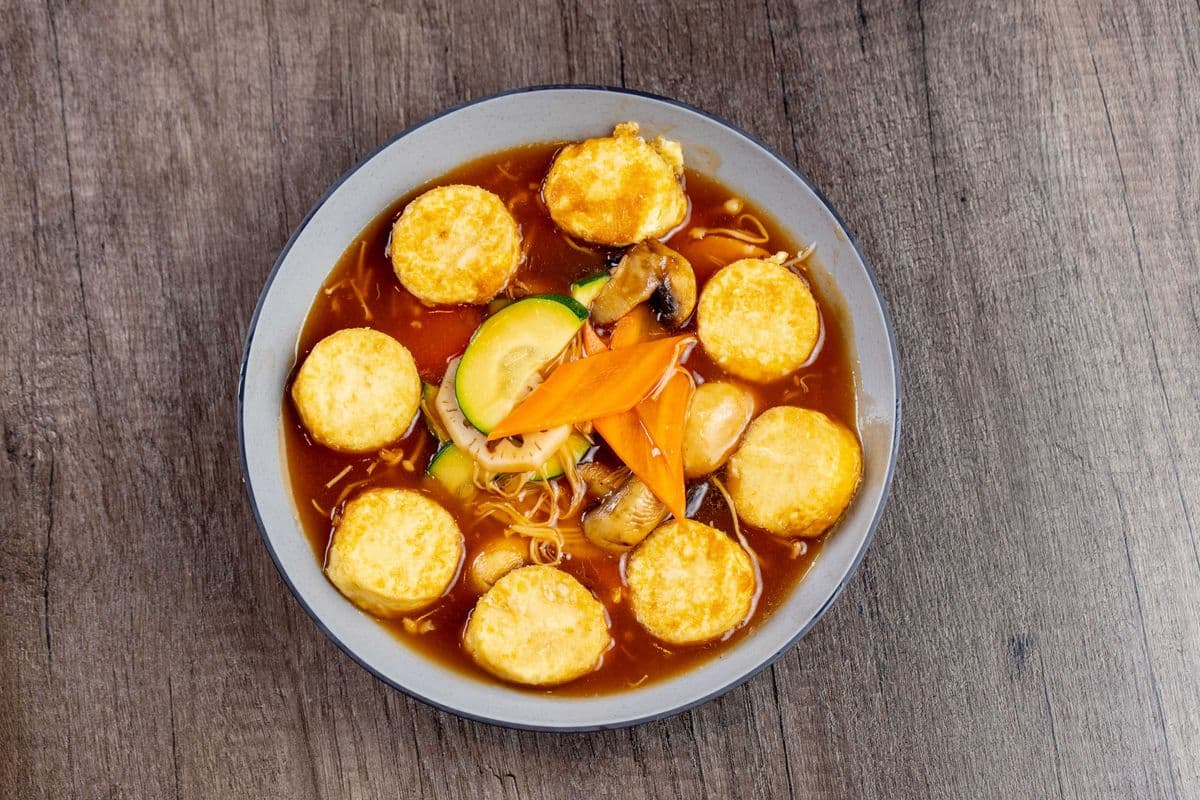 Scallop with Japanese Tofu 帶子燴日本玉子豆腐