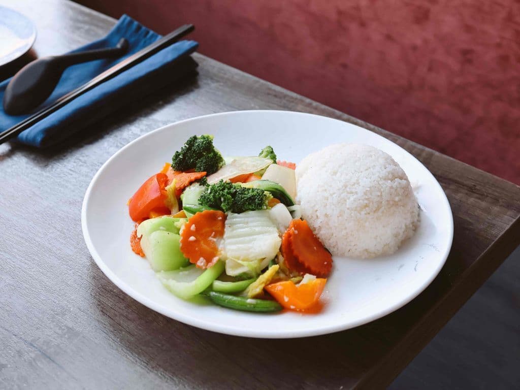 C10 - VEGAN Rice with Stirred Fried Vegetables and Tofu (Cơm Tấm Rau Cải Xào Tàu Hủ - CHAY)