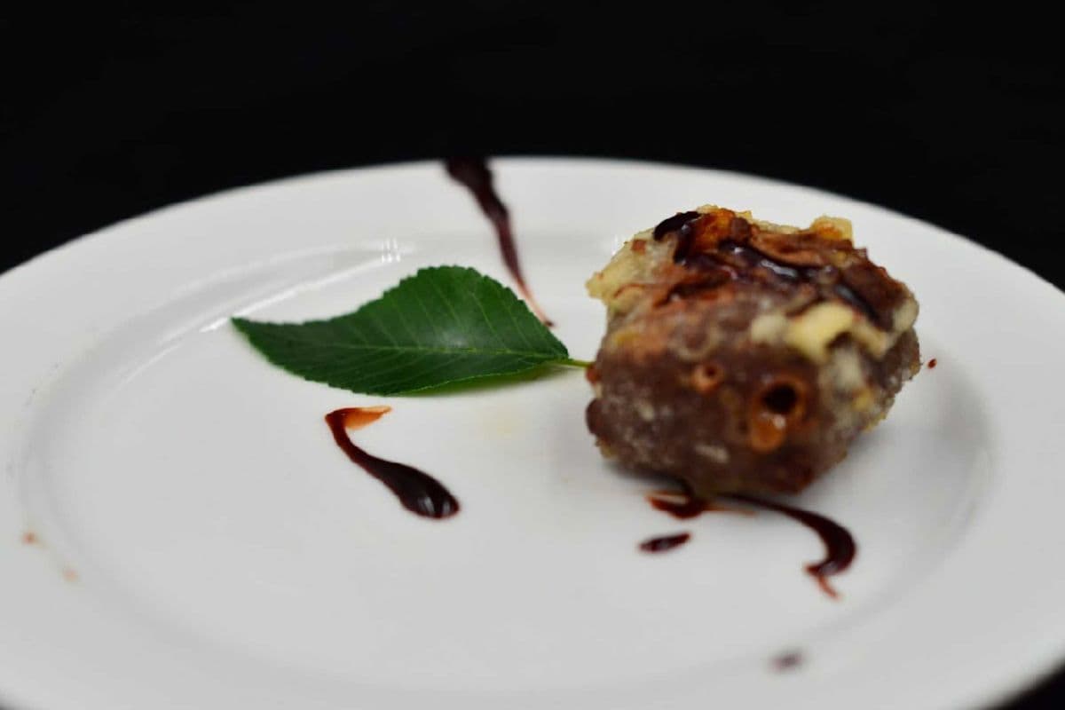 Deep-Fried Mars Bar (6 pcs)