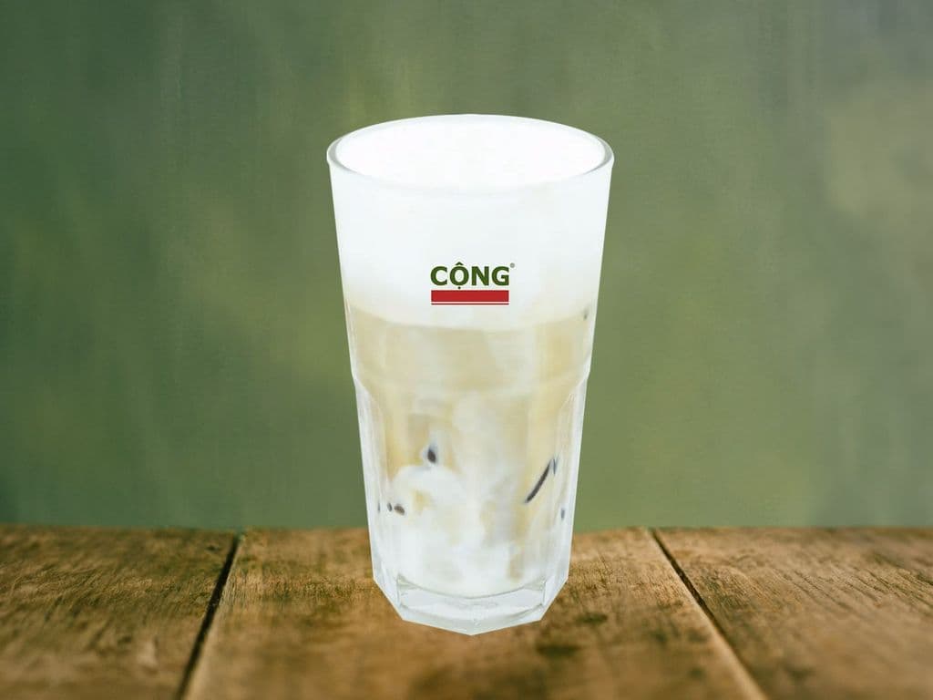 Iced Vina-Latte 