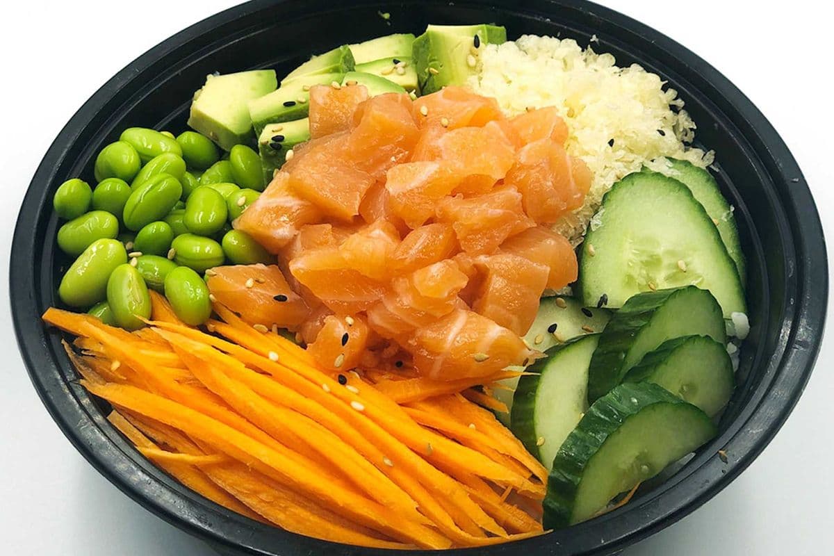Bol poké au saumon / Salmon Poke Bowl
