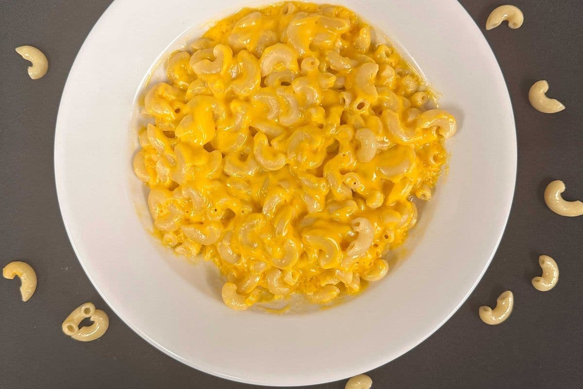 Classic Mac N Cheese