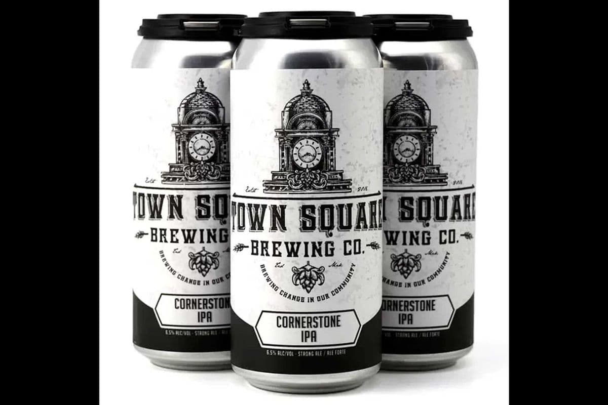 TOWN SQUARE CORNERSTONE IPA (4 x 473ML CANS) (4 x 473ML)