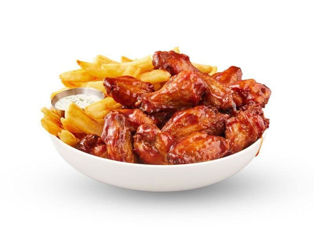 World Famous Original Wings - 16 Pcs 